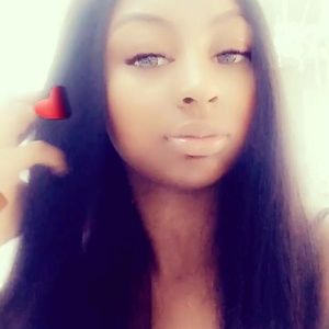 Meet your Posher, Shaye